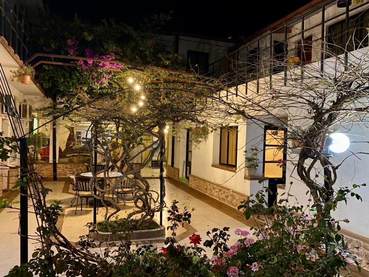 Hotel Mitru ตูปิซา ภายนอก รูปภาพ
