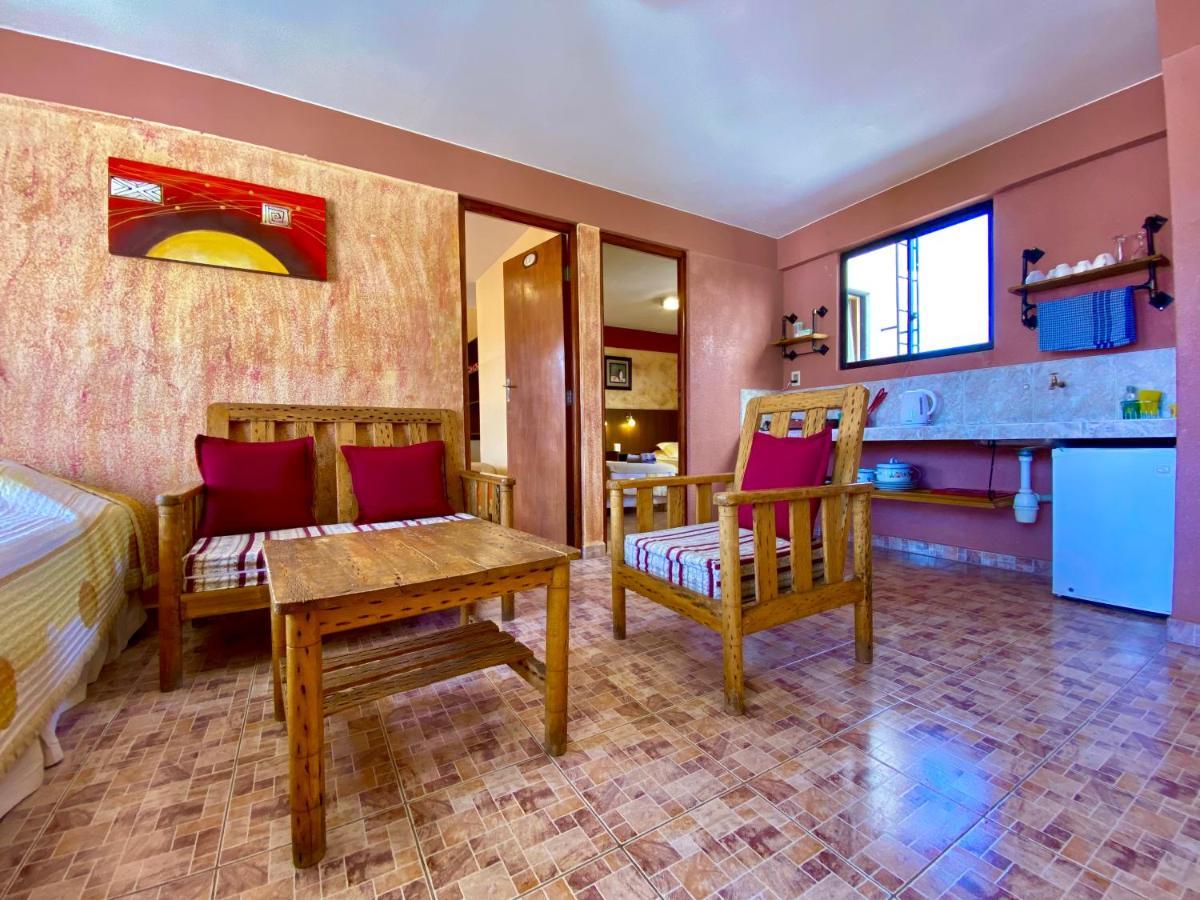 Hotel Mitru ตูปิซา ภายนอก รูปภาพ