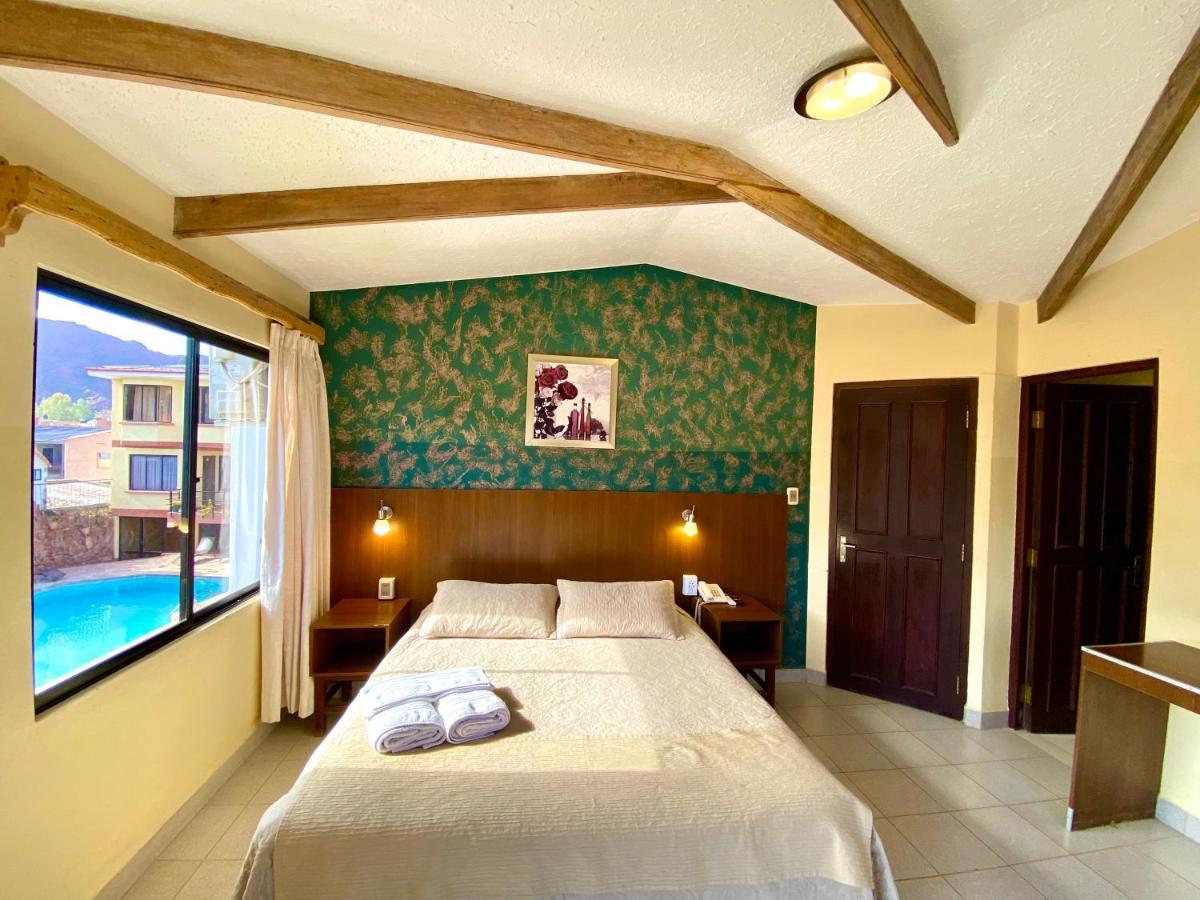 Hotel Mitru ตูปิซา ภายนอก รูปภาพ