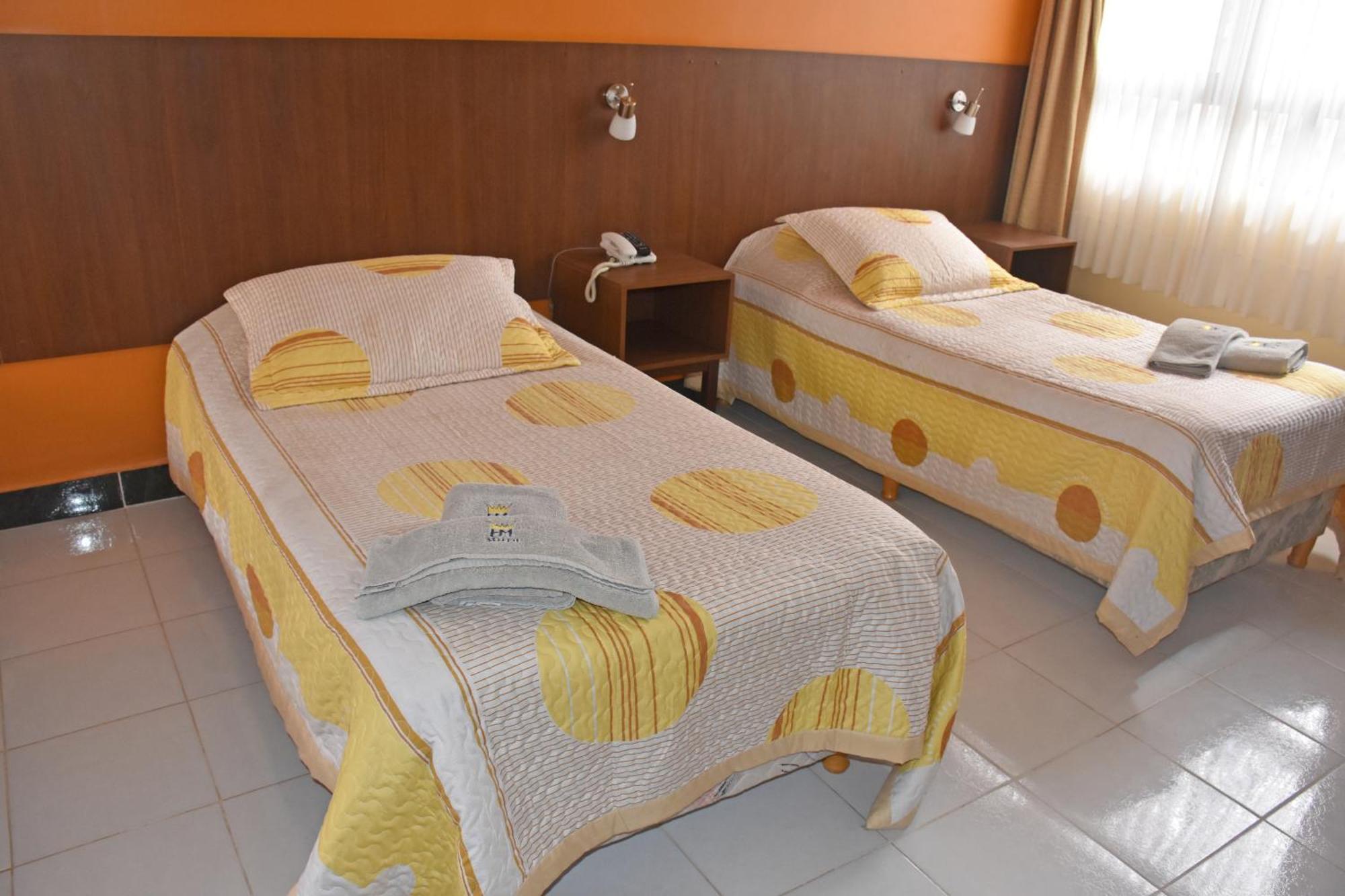 Hotel Mitru ตูปิซา ภายนอก รูปภาพ