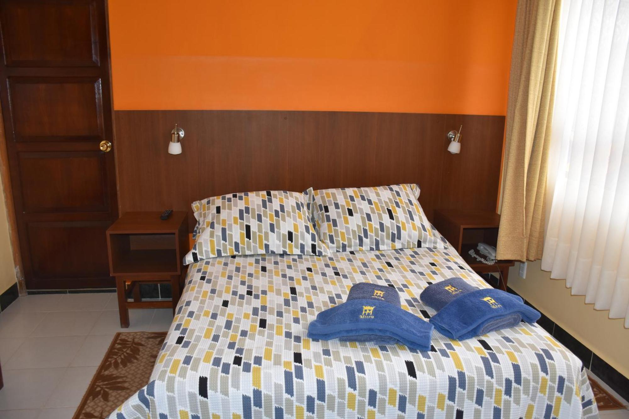 Hotel Mitru ตูปิซา ภายนอก รูปภาพ