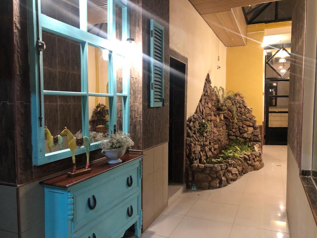 Hotel Mitru ตูปิซา ภายนอก รูปภาพ